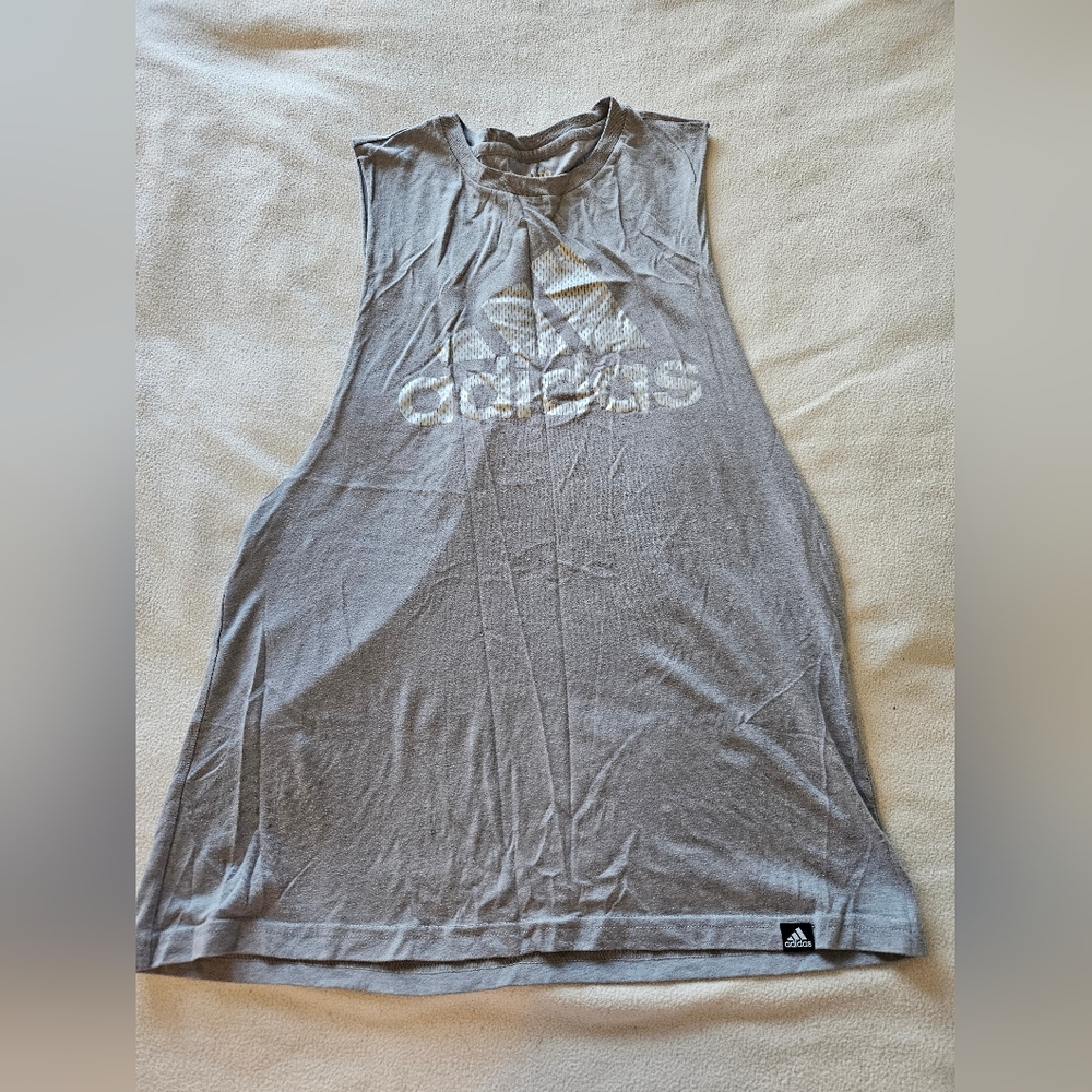 Adidas, cutoff tee, size med